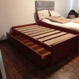 TARIMA CON AUXILIAR MADERA CEDRO.