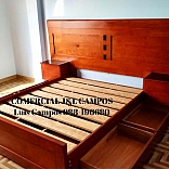 CAMA EN CEDRO CON CAJONES LATERALES