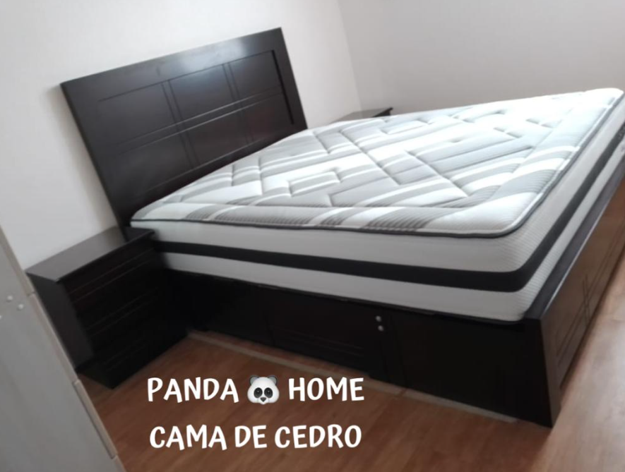 Cama de Cedro